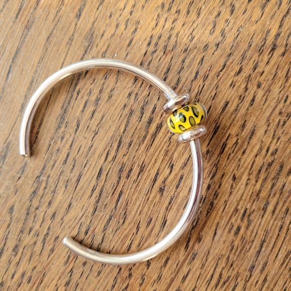 Trollbeads sterling silver bangle bracelet with 4 beads NWT - Picture 3 of 6